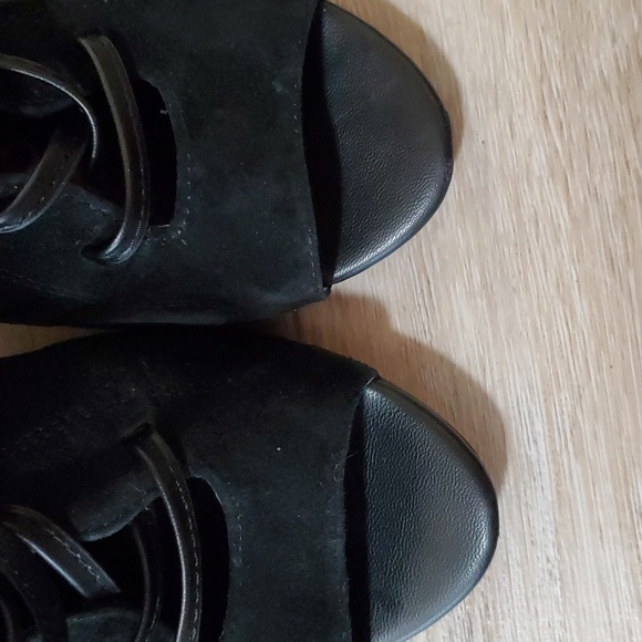 Sam Edelman leather suede black chunky laced heels - Picture 3 of 11